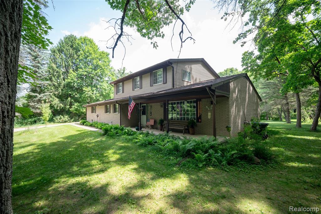 560 Coats Road, Lake Orion, MI 48362 — Photo 3