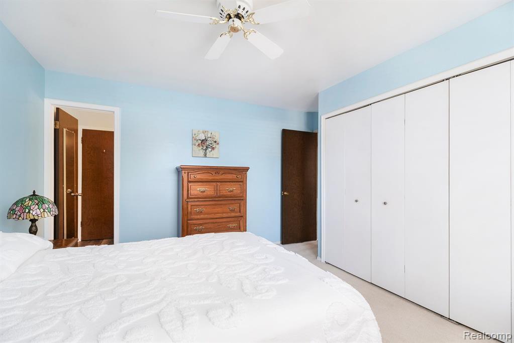 4621 Leisure Lane, Trenton, MI 48183 — Photo 16