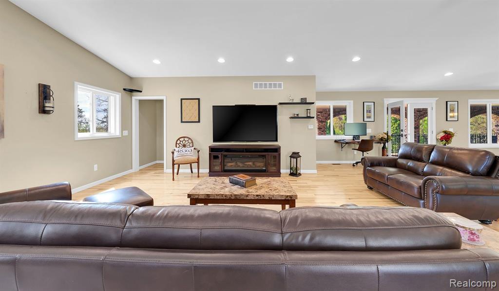 607 Letts Road, Oakland, MI — Photo 15