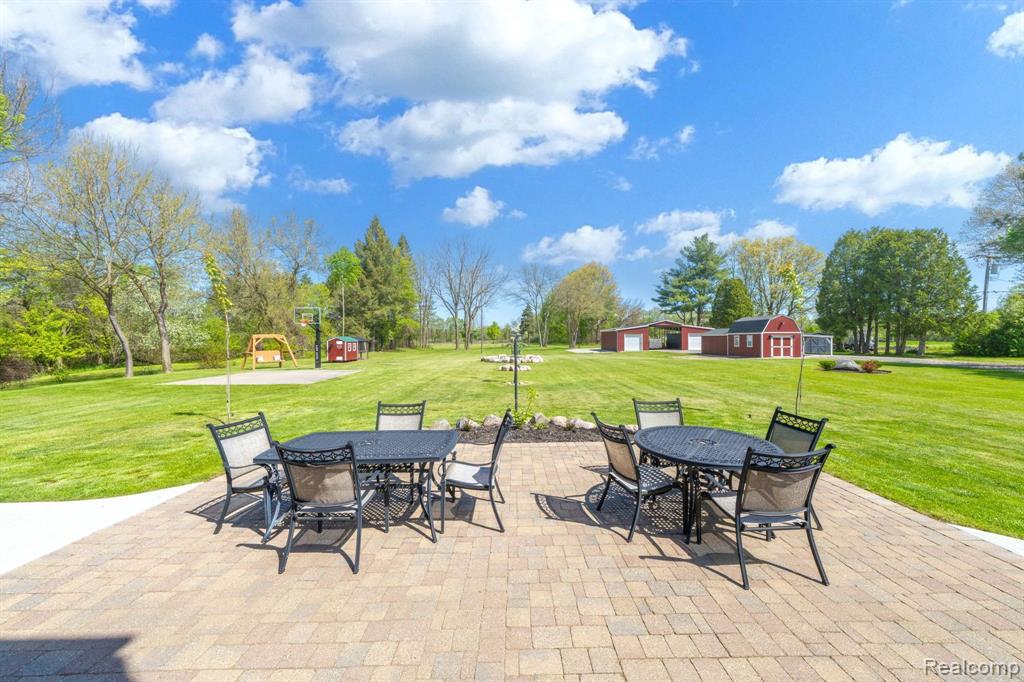 607 Letts Road, Oakland, MI — Photo 2