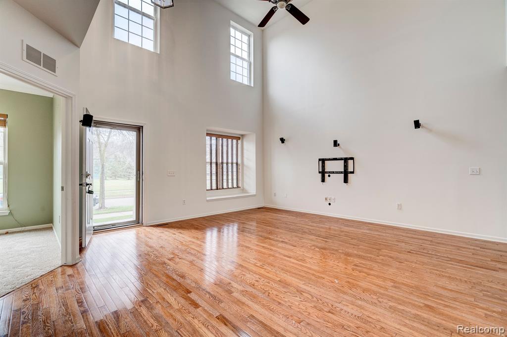 49677 COURTYARD Lane, Canton, MI 48188 — Photo 7