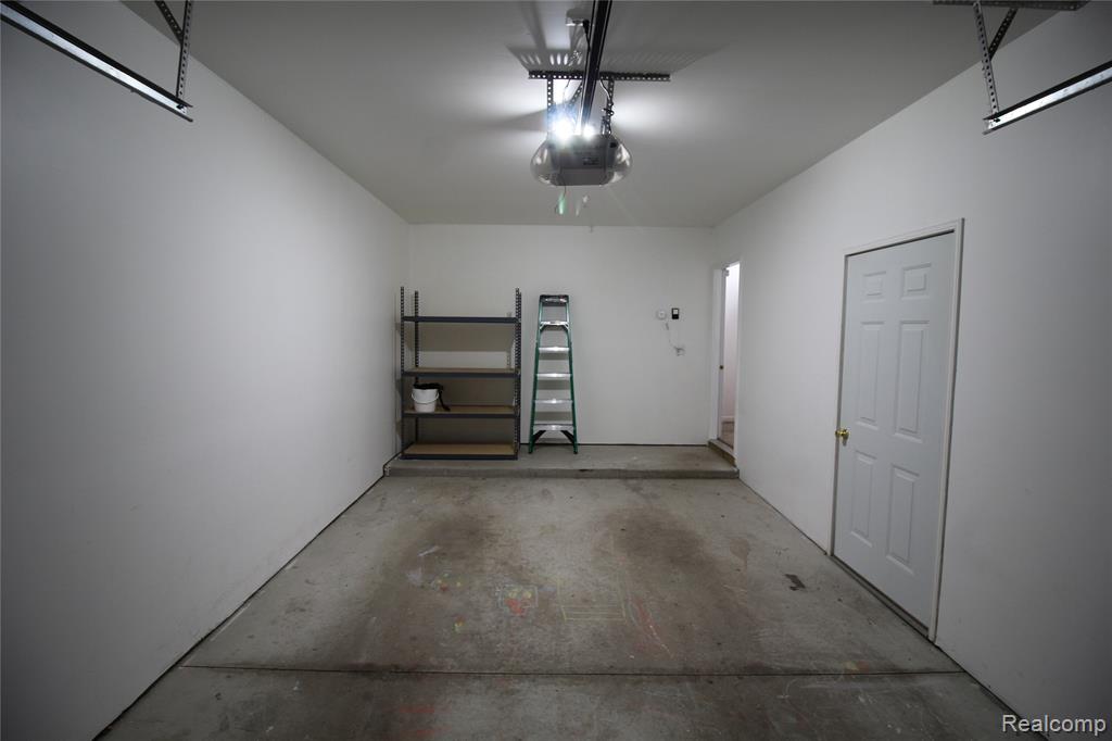 2224 Leighton Drive, Utica, MI 48317 — Photo 29