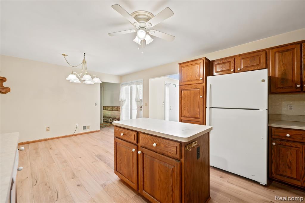 54698 Bellingham Drive, 56, Utica, MI 48316 — Photo 14
