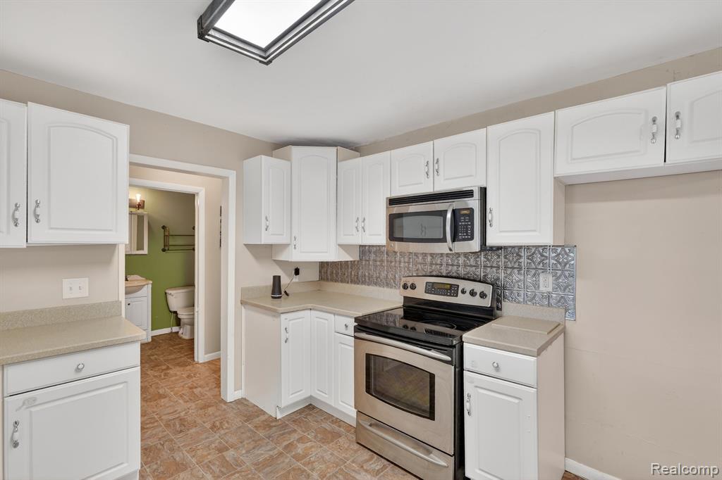 1325 N Linden Road, Flint, MI 48532 — Photo 5