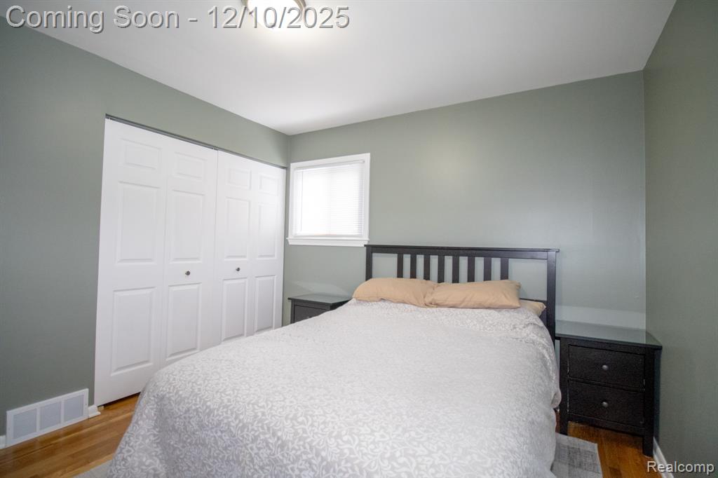 8225 N Hubbard Street, Westland, MI — Photo 17