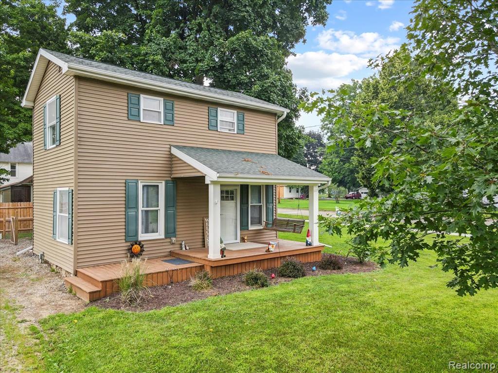 607 W Henry Street, Charlotte, MI 48813 — Photo 2