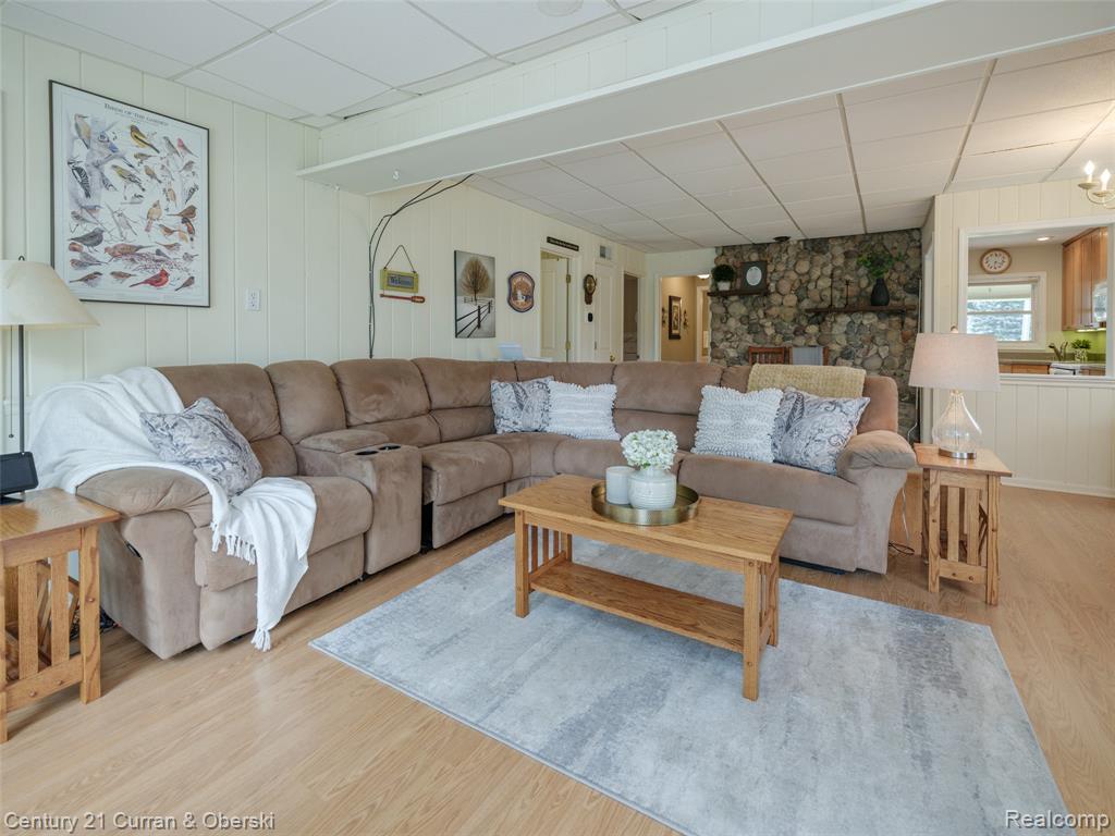 60846 N Lakeshore Drive, Lawrence, MI 49064 — Photo 9