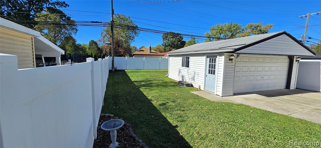 4620 Katherine Street, Dearborn Heights, MI 48125 — Photo 4