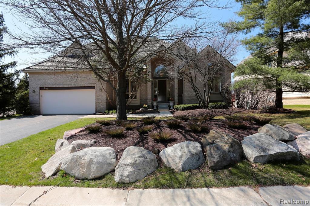 5160 OAKBROOKE Drive, West Bloomfield, MI 48323 — front exterior