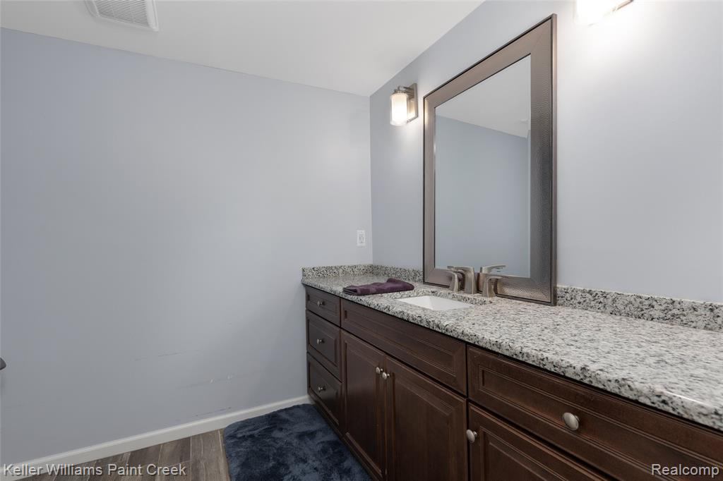 54690 Shady Creek Drive, New Baltimore, MI 48047 — Photo 28