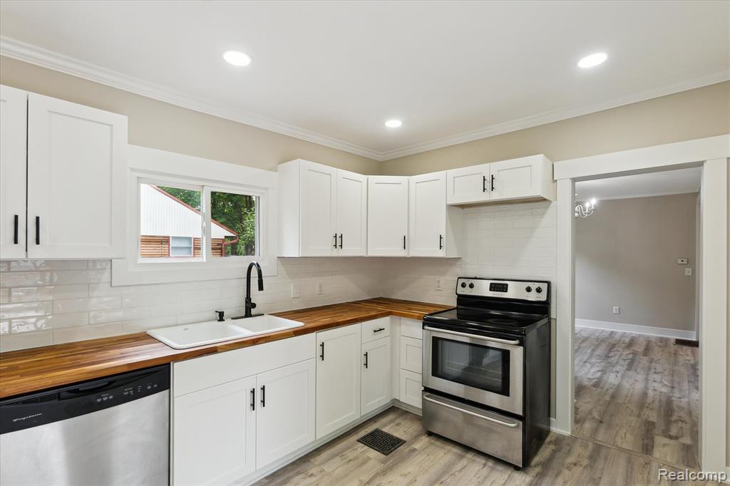 802 Alger Street, Howell, MI 48843 — Photo 13