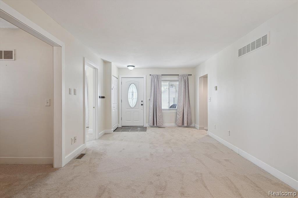98 WATERLY Avenue, Waterford, MI 48328 — Photo 3