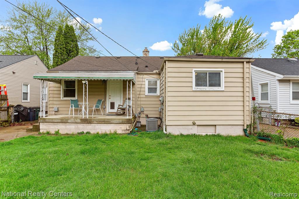 621 S Dorchester Avenue, Royal Oak, MI 48067 — Photo 24