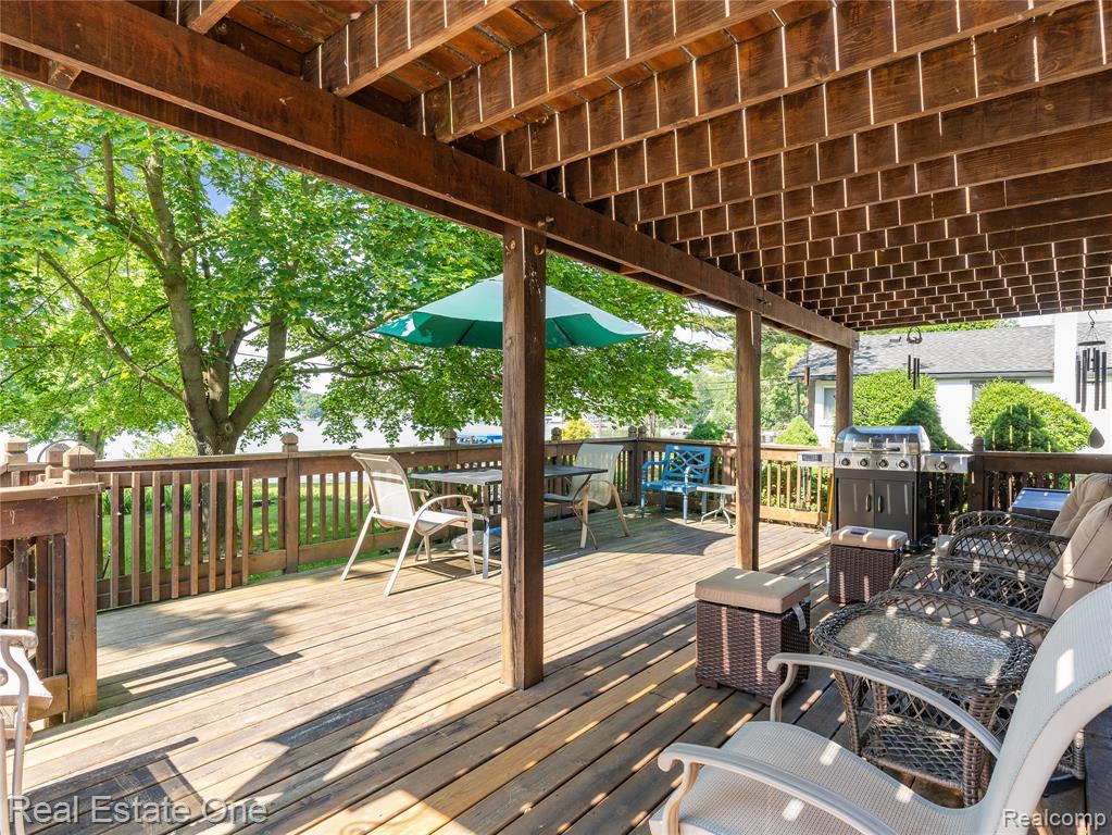 5065 Girard Drive, Pinckney, MI 48169 — Photo 3