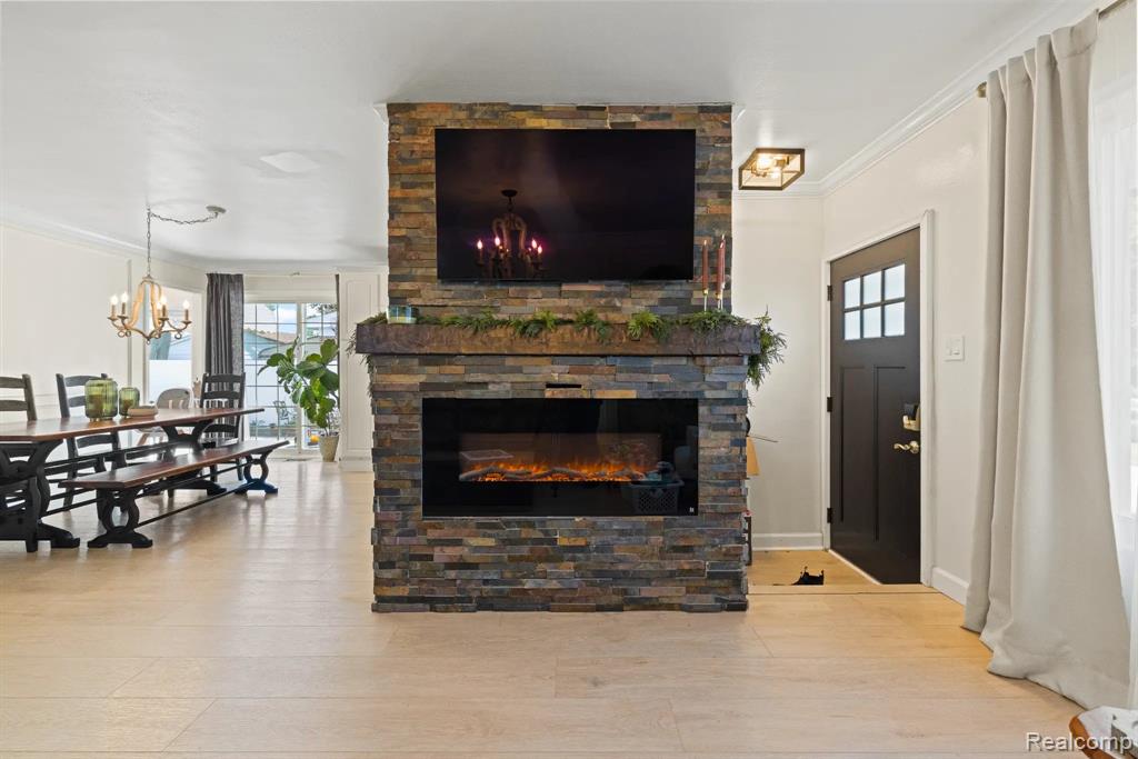 6151 Coolidge Street, Dearborn Heights, MI 48127 — Photo 23