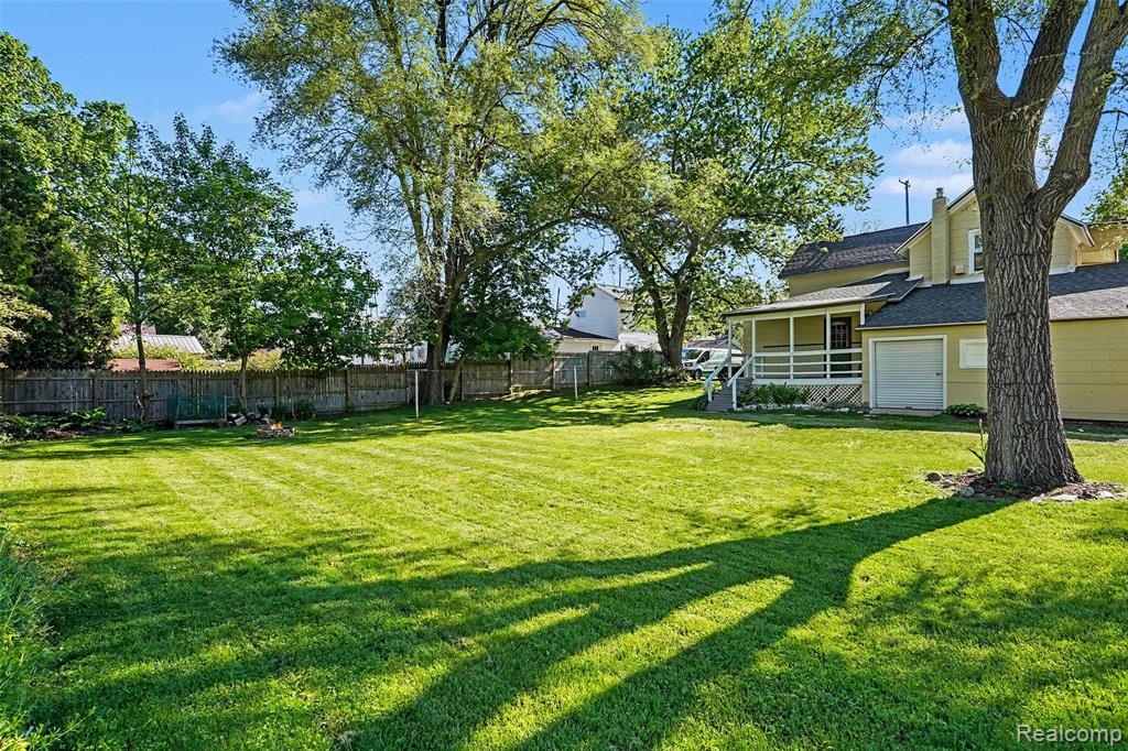 512 S Broad Street, Holly, MI 48442 — Photo 19
