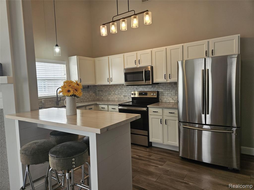 42627 Park Cresent Drive, 36, Sterling Heights, MI 48313 — Photo 17