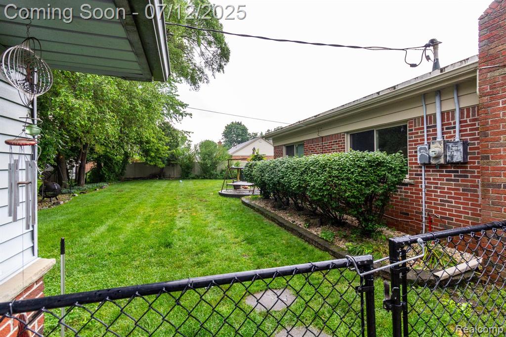 41864 Brentwood Drive, Plymouth, MI 48170 — Photo 42