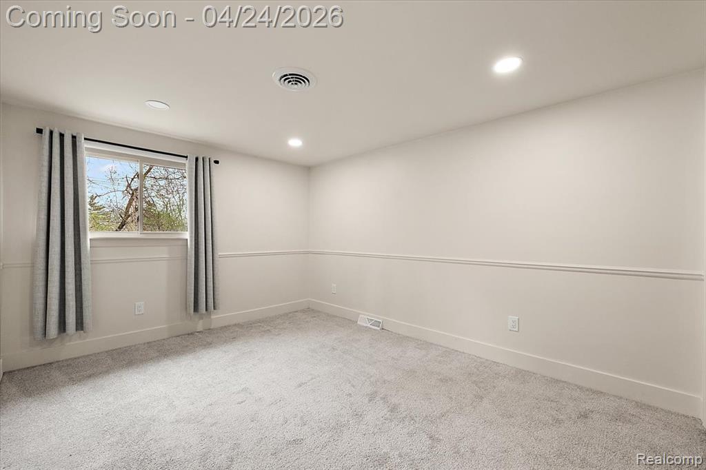4389 Charing Way, Bloomfield Hills, MI 48304 — Photo 21