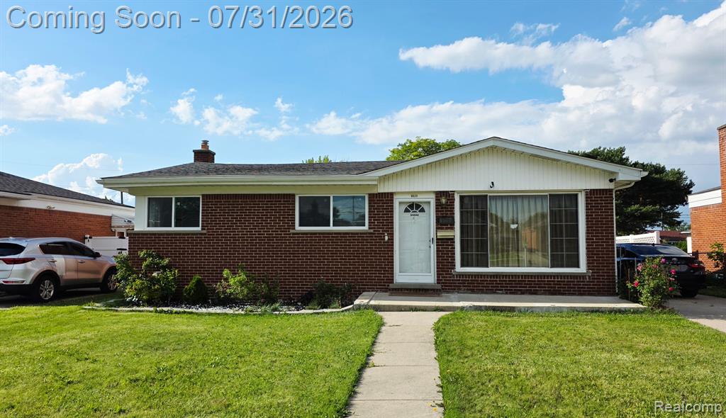 8577 Christine Street, Warren, MI 48093