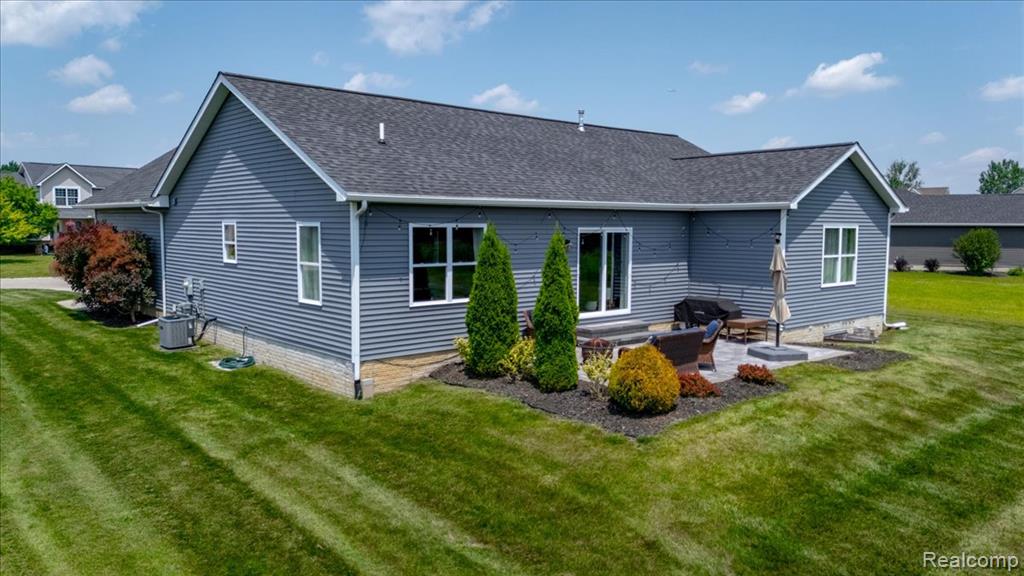5606 Chatham Lane, Grand Blanc, MI 48439 — Photo 8
