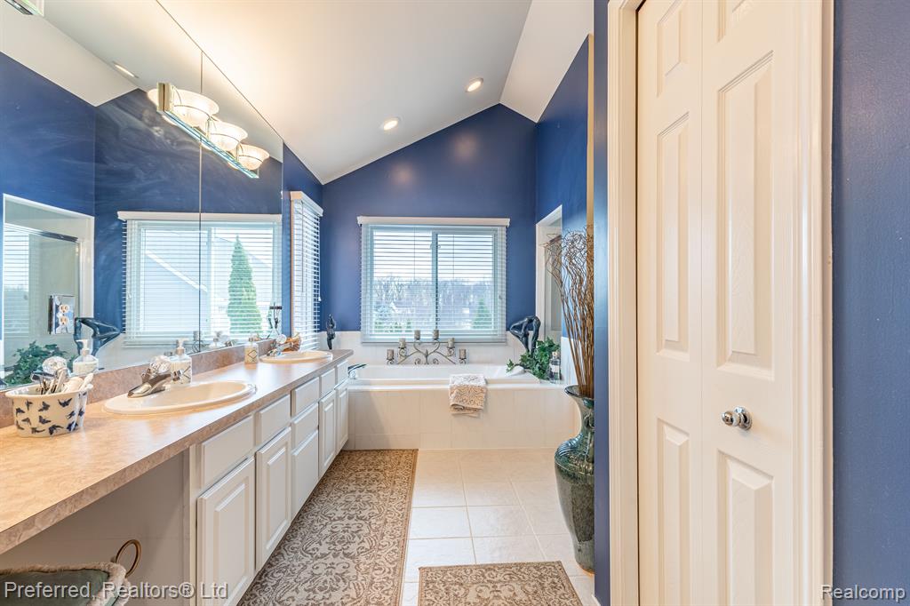 45635 MARLBOROUGH, Novi, MI 48377 — Photo 44