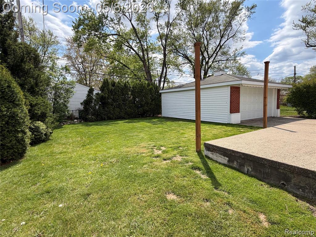 1274 Fontaine Avenue, Madison Heights, MI 48071 — Photo 24