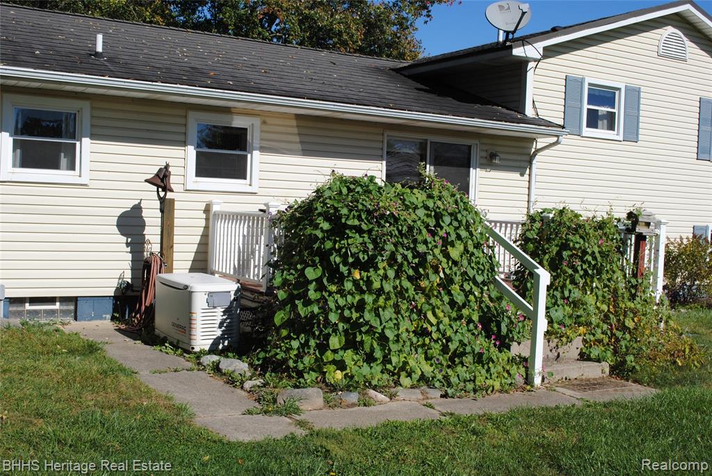 10755 Sober Road, Webberville, MI 48892 — Photo 15