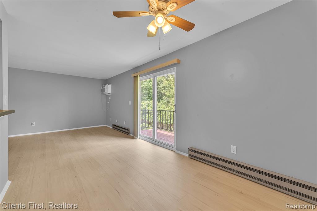 7570 WOODVIEW Street, Westland, MI — Photo 11