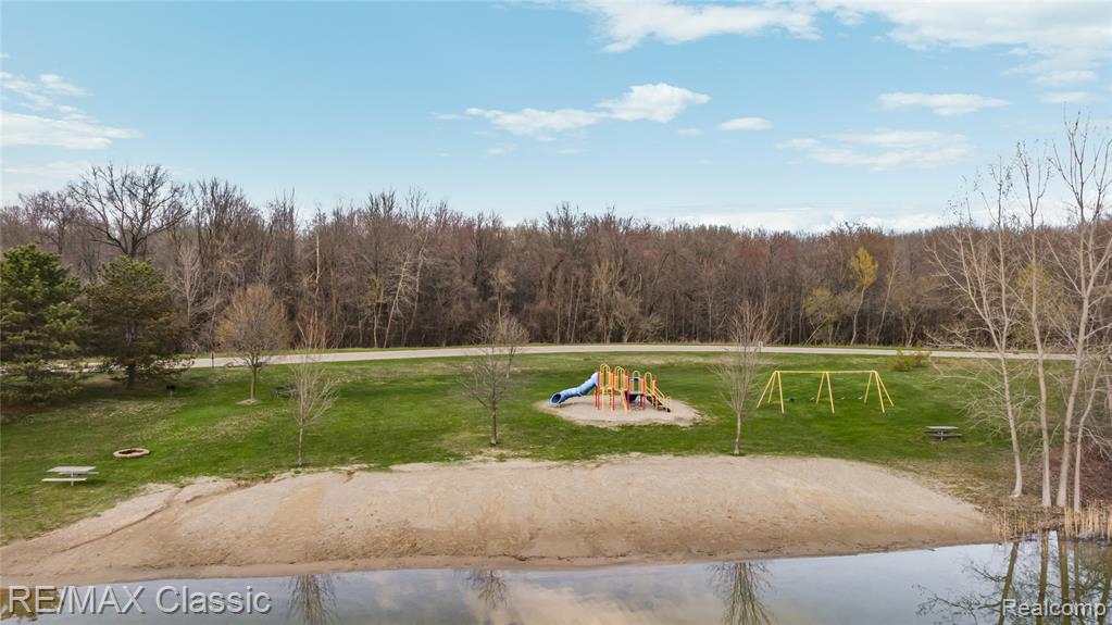 4930 Menominee Lane, Clarkston, MI 48348 — Photo 94