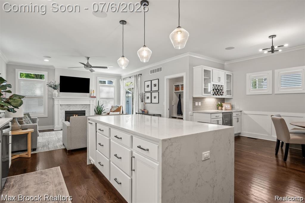 402 N Alexander Avenue, Royal Oak, MI 48067 — Photo 5