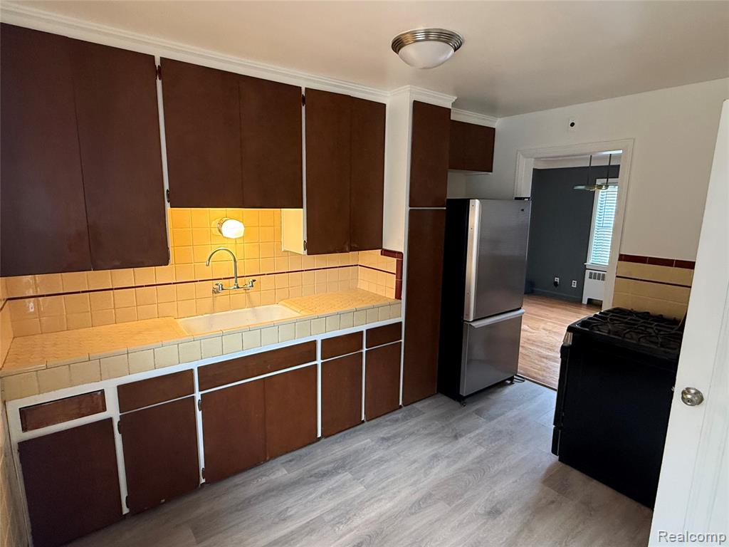 5115 Chatsworth Street, Detroit, MI 48224 — Photo 9