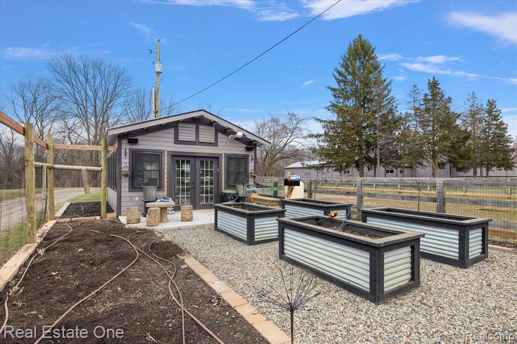 1050 Oxbow Lake Road, White Lake, MI — Photo 10
