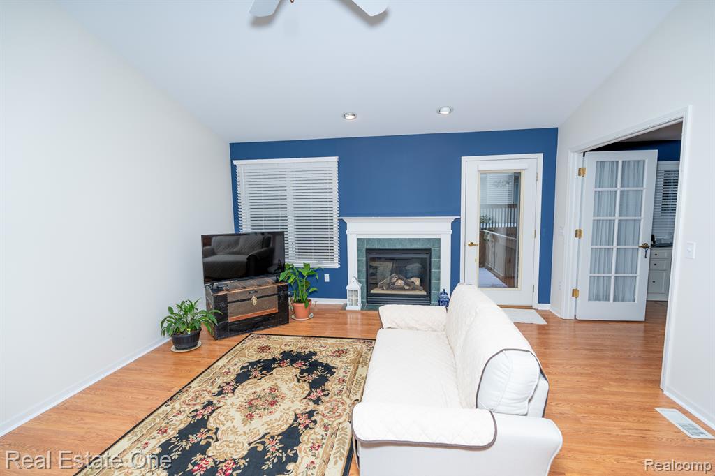 2278 CHERRY WOOD Drive, 50, Brighton, MI 48116 — Photo 6