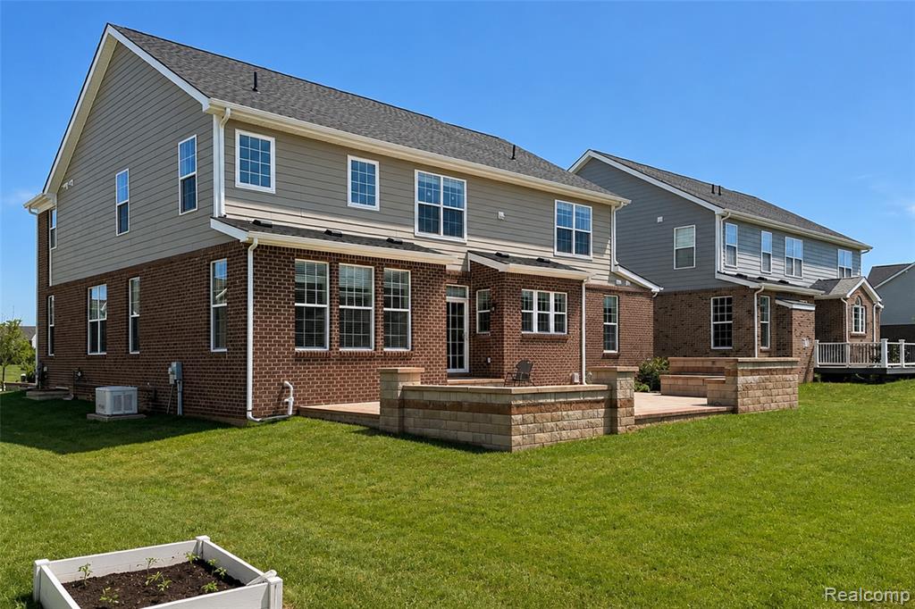51040 Woodford Drive, Canton, MI 48188 — Photo 71