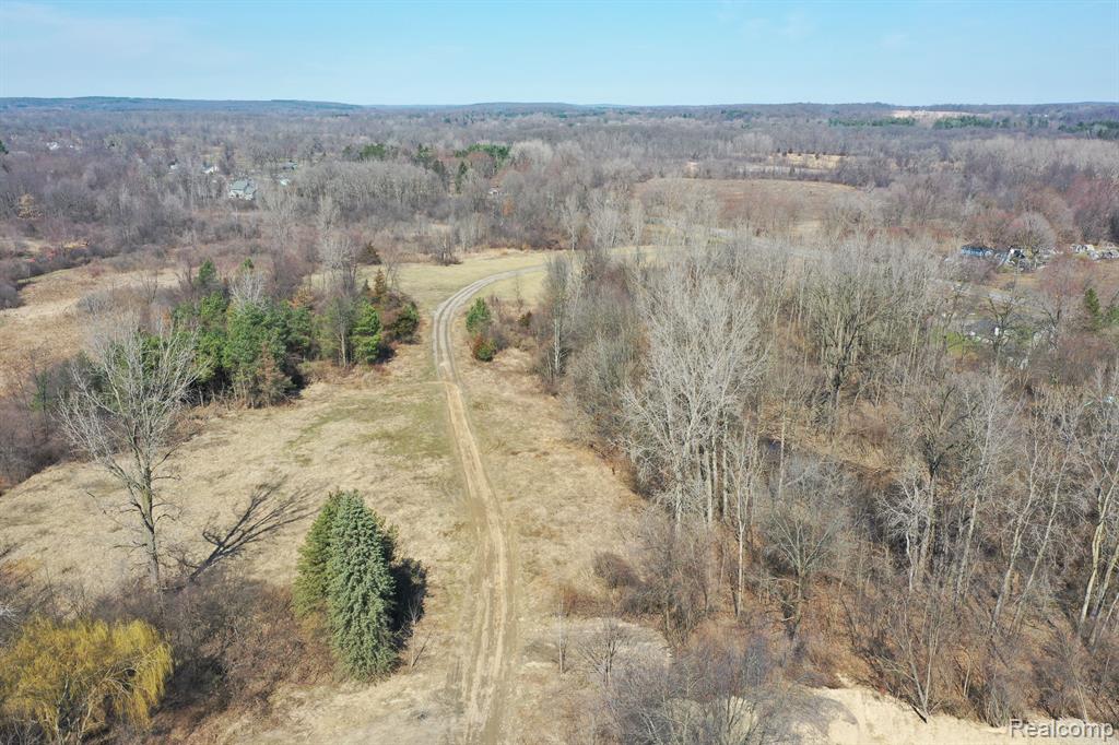 4545 Dexter Pinckney, Dexter, MI 48130 — Photo 4