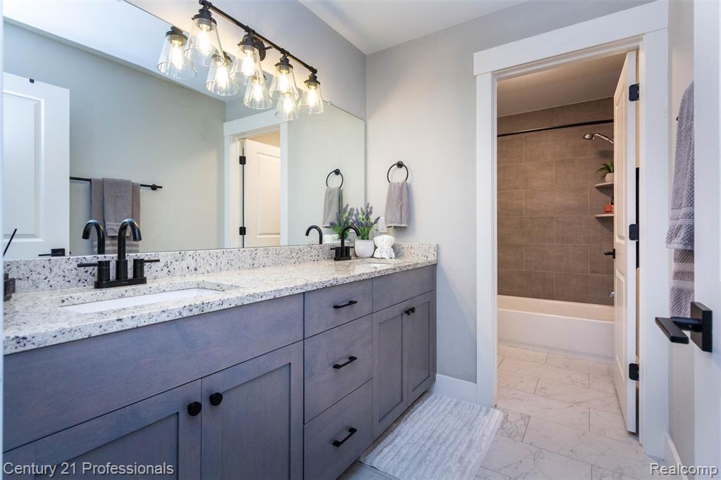 49806 Bingham Lane, Macomb, MI 48044 — Photo 37