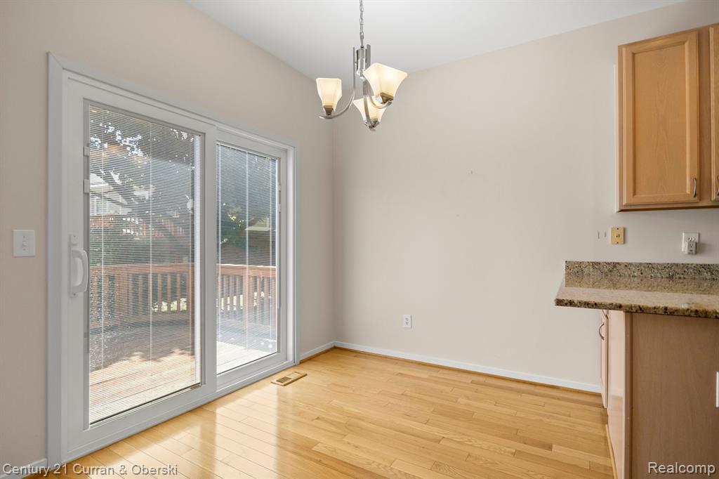 41665 CHARLESTON Lane, Novi, MI 48377 — Photo 15