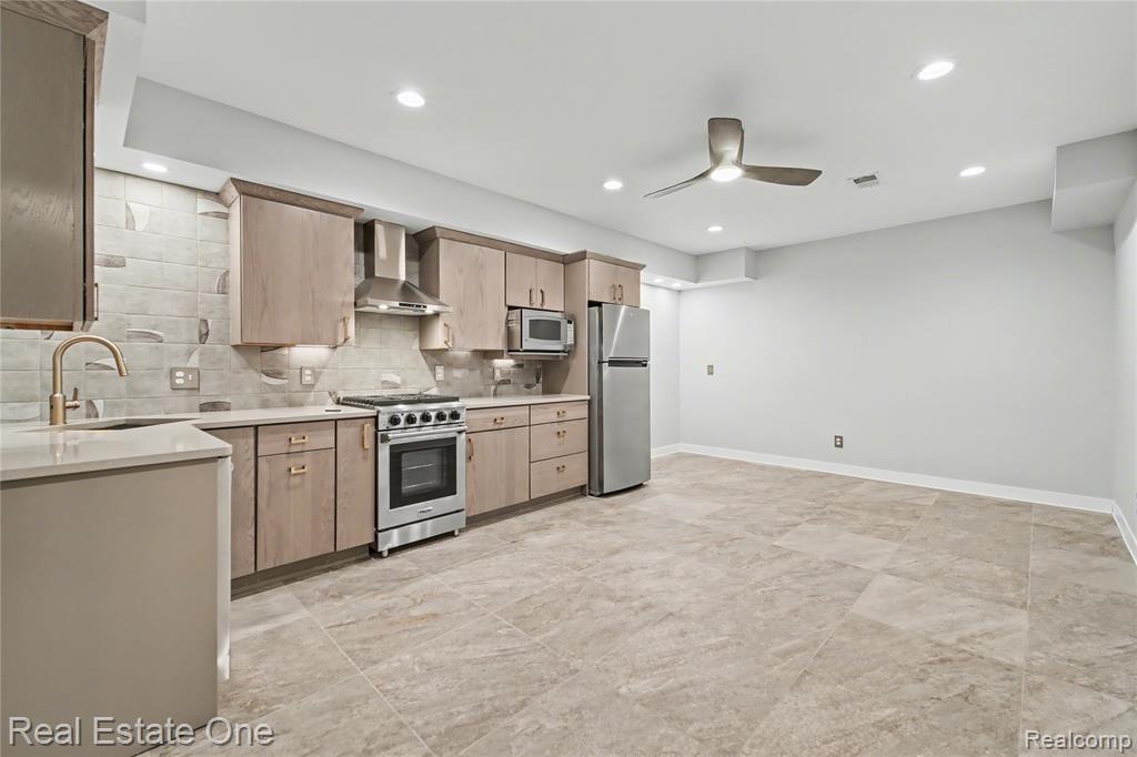 3616 Bay Harbor Drive, Brighton, MI 48114 — Photo 36