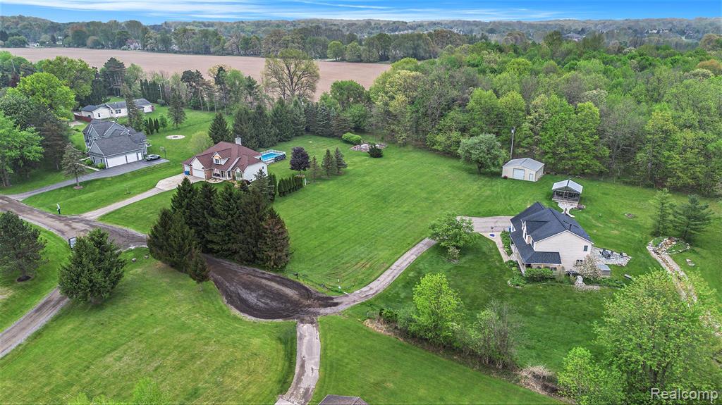 4864 COOLEY LAKE Court, Commerce Twp, MI 48382 — Photo 4