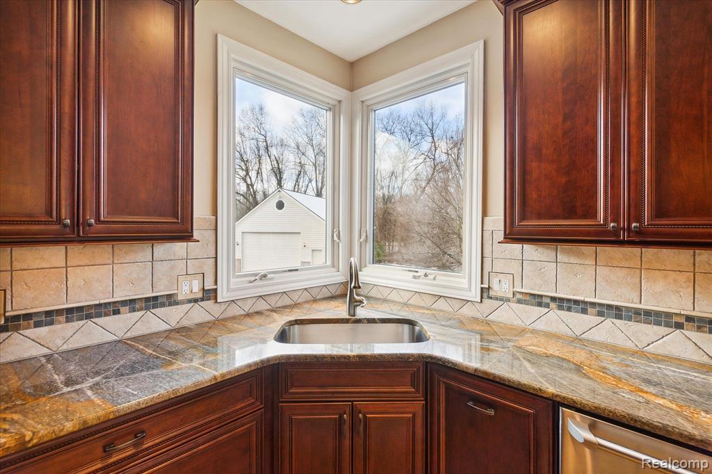 476 ARTHURS, Ortonville, MI 48462 — Photo 15
