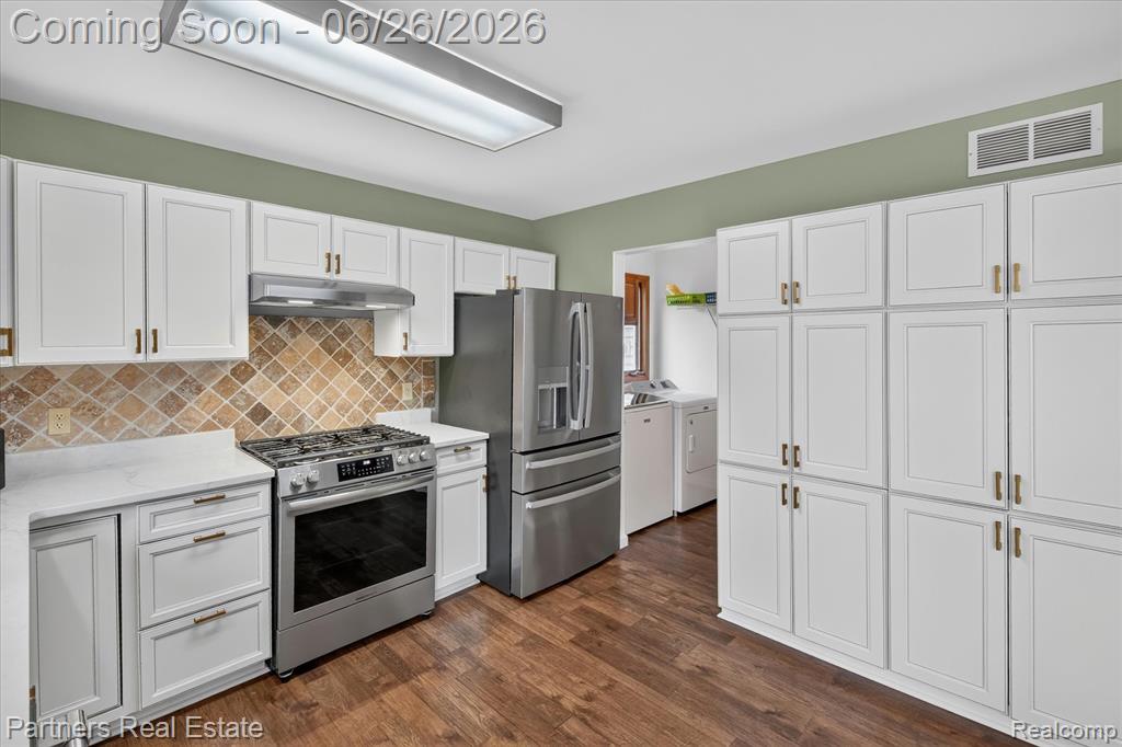 627 W Caledonia Street, Howell, MI 48843 — Photo 19