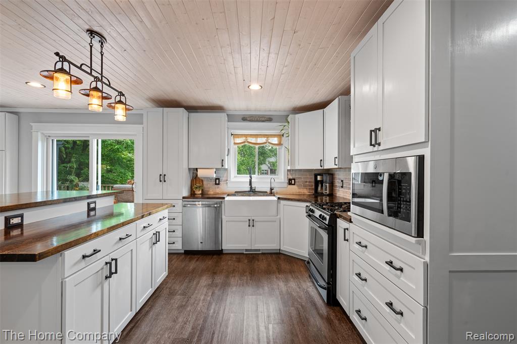 8320 Constitution Boulevard, Pinckney, MI 48169 — Photo 15