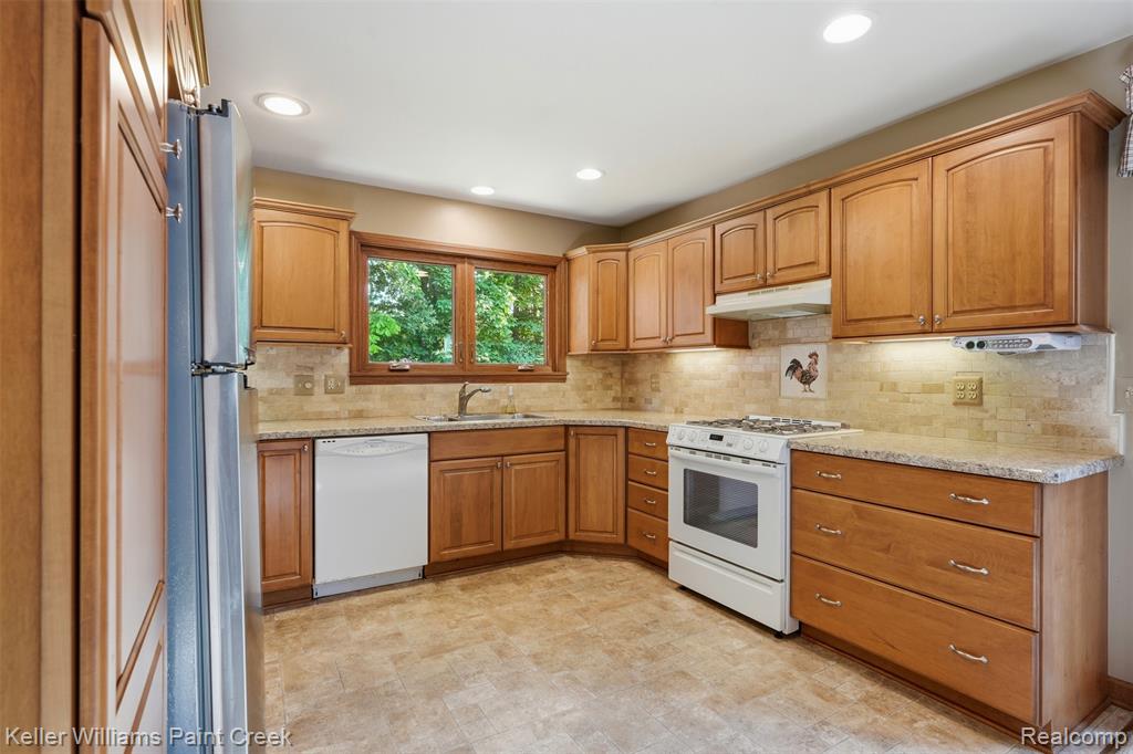 44063 Westminister Way, Canton, MI 48187 — Photo 5