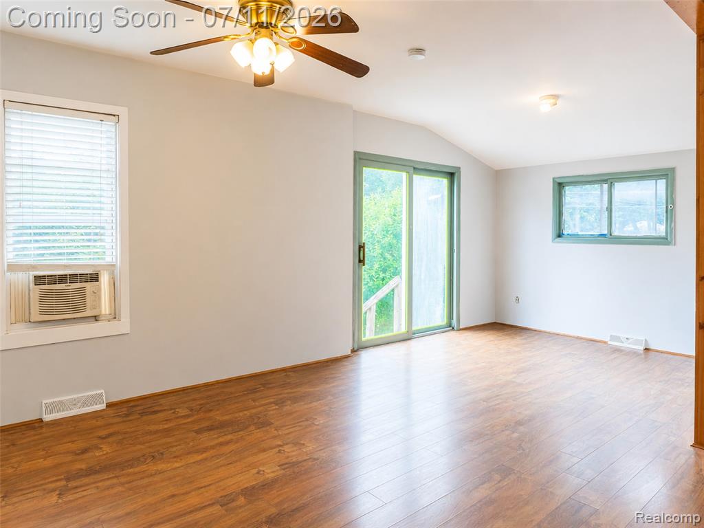 4855 Hatchery Road, Waterford, MI 48329 — Photo 22