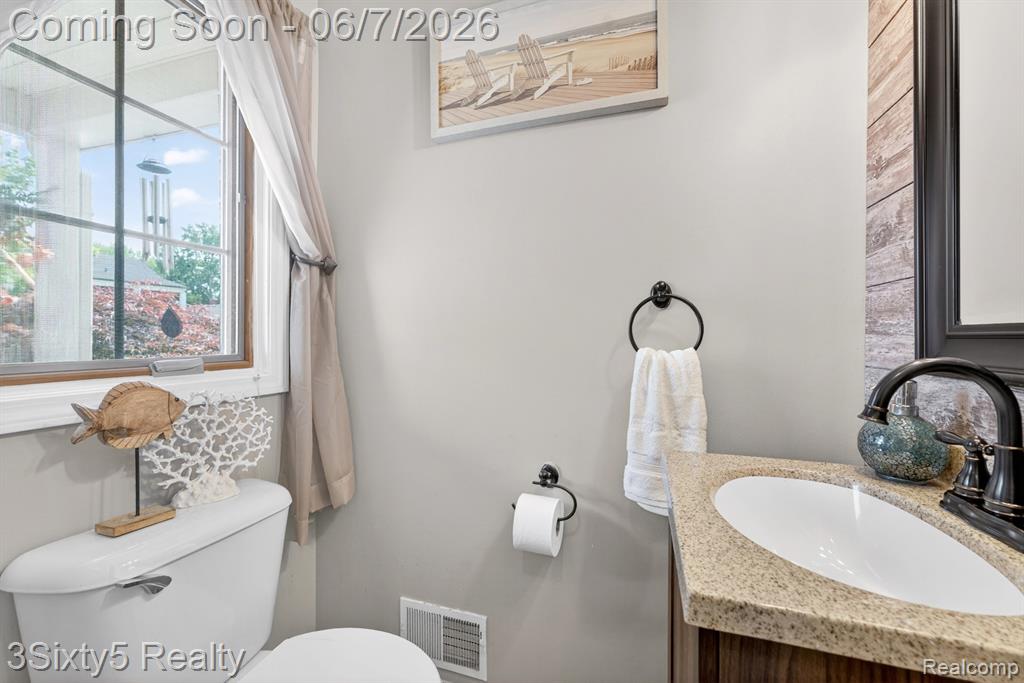 12736 Phelps Street, Southgate, MI 48195 — Photo 34