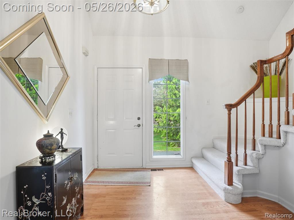 2710 Maitland Drive, Ann Arbor, MI 48105 — Photo 6