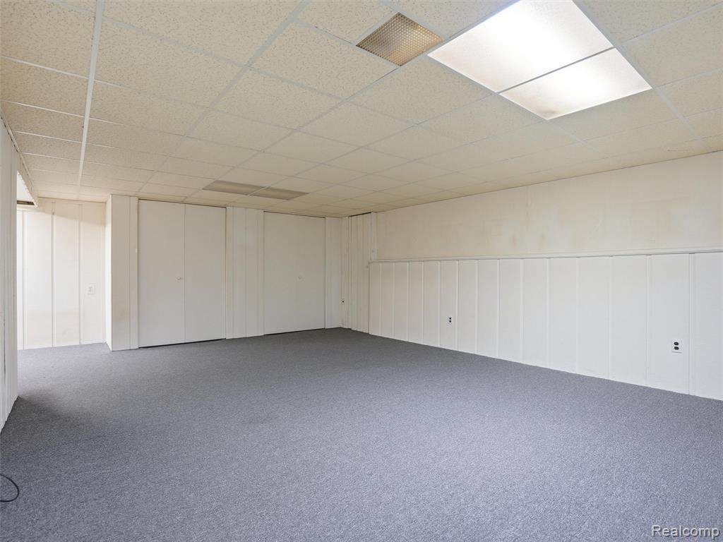 7697 Carrousel Boulevard, Westland, MI — Photo 39