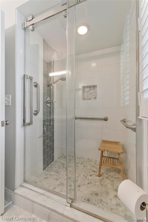4230 Orchard Way, Bloomfield Hills, MI 48301 — Photo 33