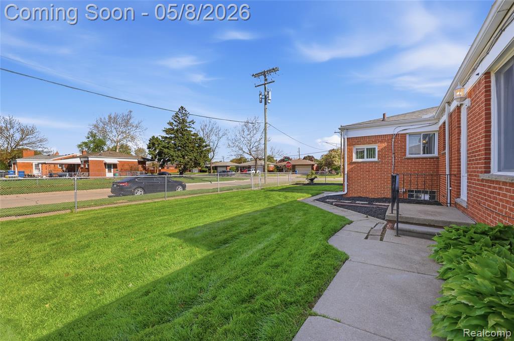 13412 Common Road, Warren, MI 48088 — Photo 39